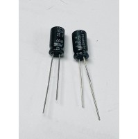Condensatore Elettrolitico 100uF 25V 105°C Radiale 6x12mm Elite (2 Pezzi) Condensatore Elettrolitico 100uF 25V 105°C Radiale 6x12mm Elite (2 Pezzi)